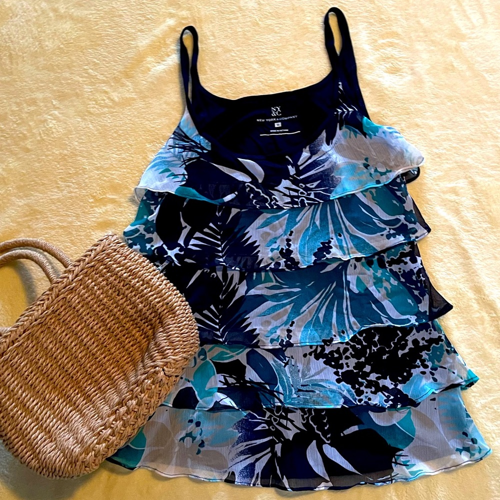 Cute blue tank